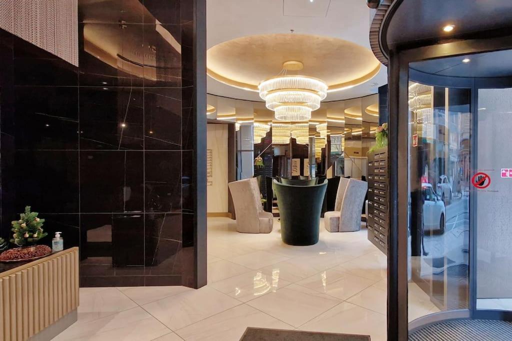2Budapest Eye-Freegym And Sauna Luxury Home מראה חיצוני תמונה