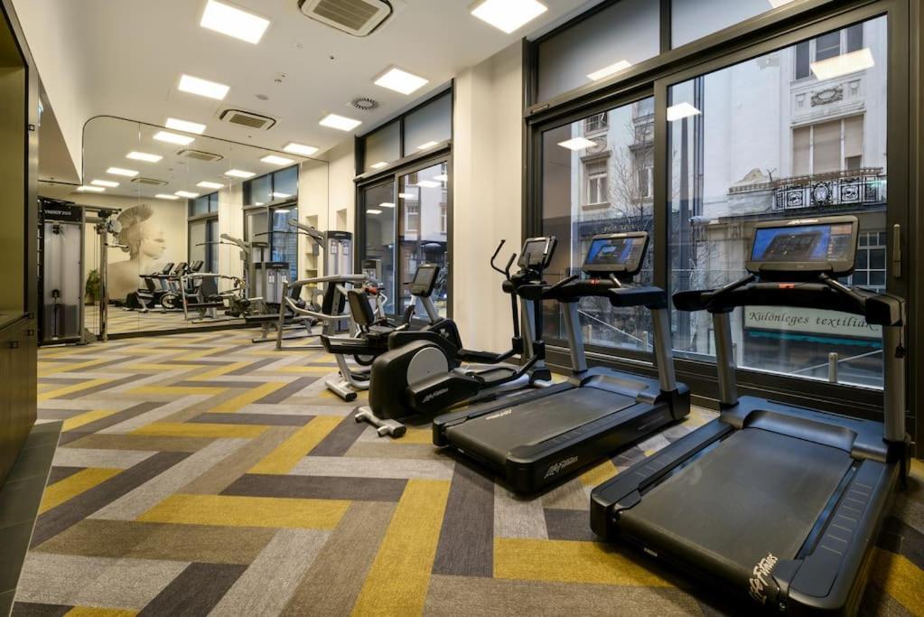 2Budapest Eye-Freegym And Sauna Luxury Home מראה חיצוני תמונה