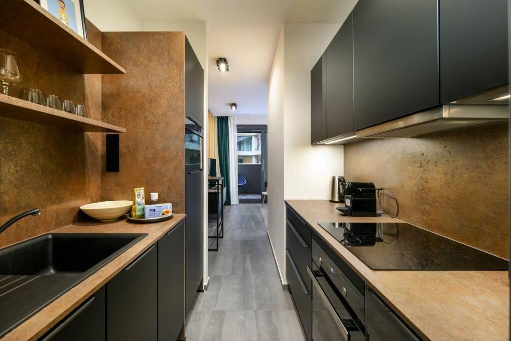2Budapest Eye-Freegym And Sauna Luxury Home מראה חיצוני תמונה